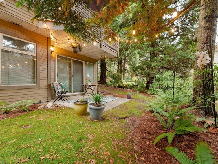 8804 Robins Court, Burnaby, BC, V5A 4K7 - 27