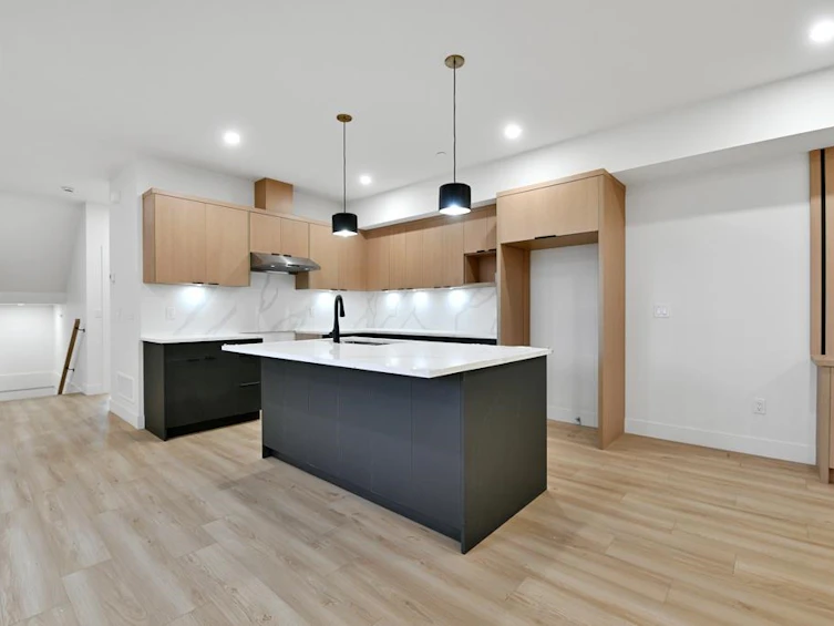 32905 3 Avenue, Mission, BC, V2V 1N2 - 6