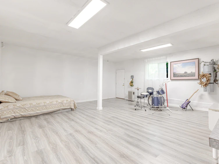 5843 Carson Street, Burnaby, BC, V5J 2Z7 - 29