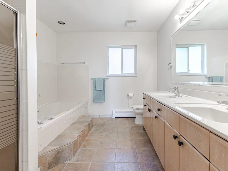 5843 Carson Street, Burnaby, BC, V5J 2Z7 - 16