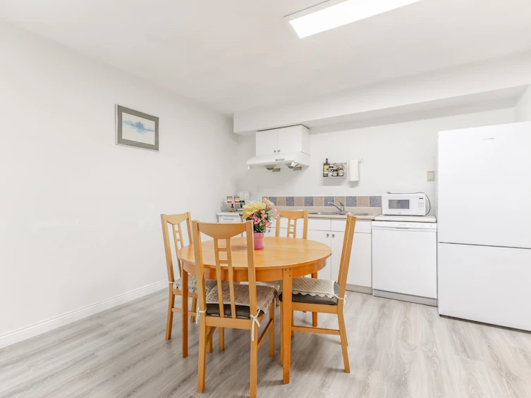 5843 Carson Street, Burnaby, BC, V5J 2Z7 - 30