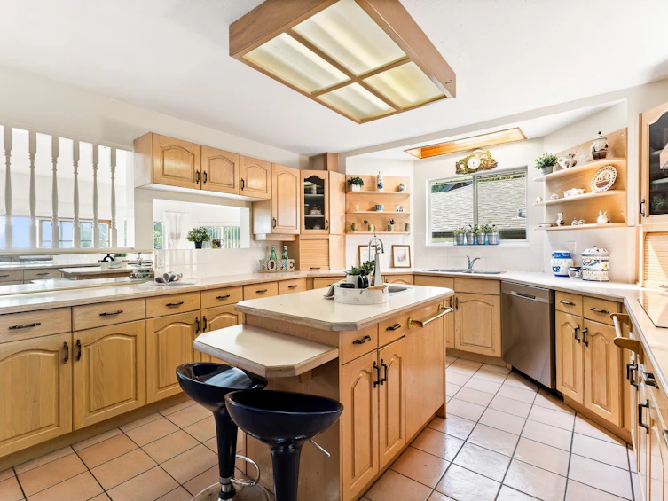 5843 Carson Street, Burnaby, BC, V5J 2Z7 - 8