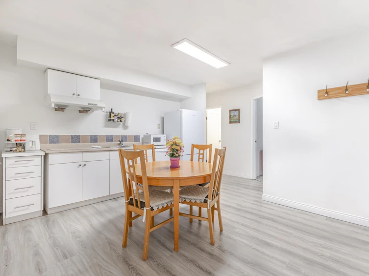 5843 Carson Street, Burnaby, BC, V5J 2Z7 - 31