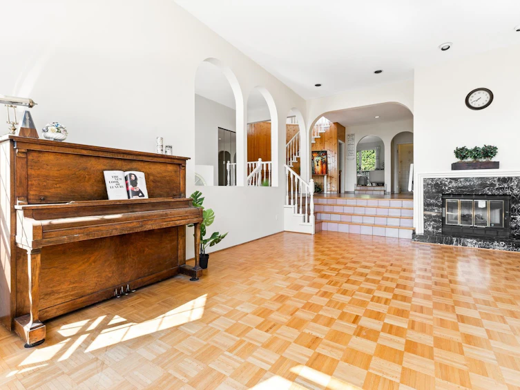 5843 Carson Street, Burnaby, BC, V5J 2Z7 - 6