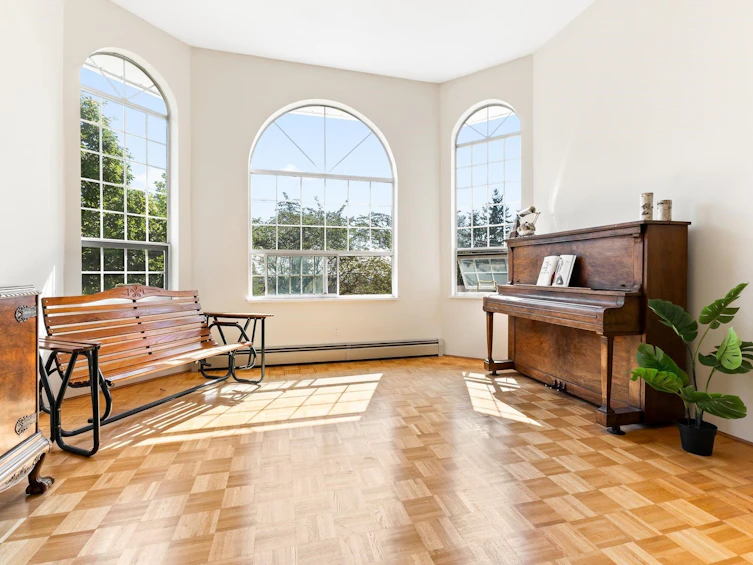 5843 Carson Street, Burnaby, BC, V5J 2Z7 - 5