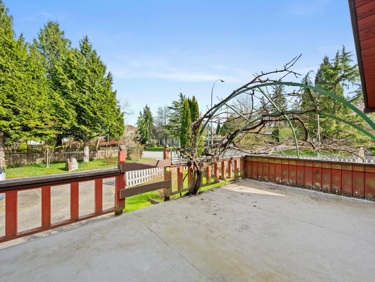 13201 23a Avenue, Surrey, BC, V4A 9W5 - 14