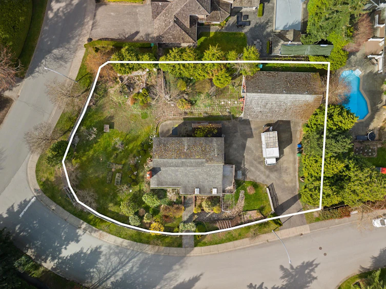 13201 23a Avenue, Surrey, BC, V4A 9W5 - 23