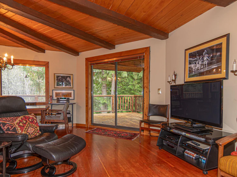 13075 Porlier Pass Road, Galiano Island, BC, V0N 1P0 - 9
