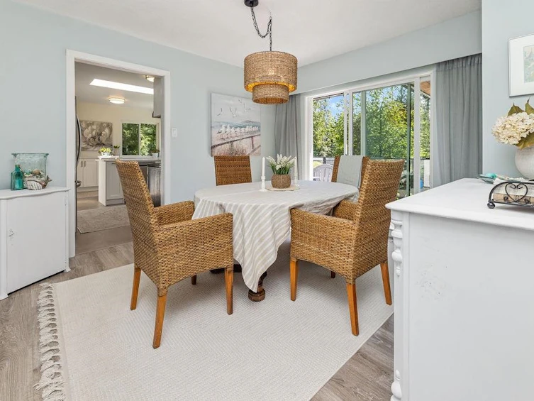1200 Paggio Road, Roberts Creek, BC, V0N 2W2 - 16