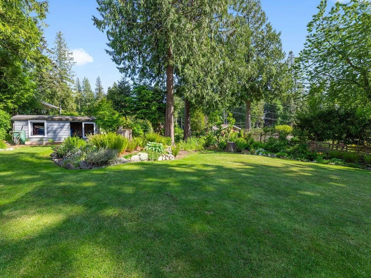 1200 Paggio Road, Roberts Creek, BC, V0N 2W2 - 4