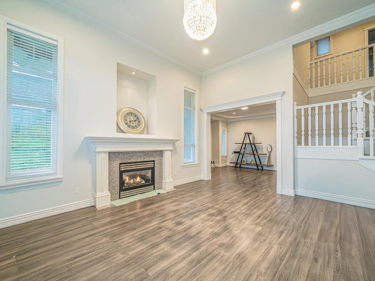 6368 189a Street, Surrey, BC, V3S 8S3 - 6