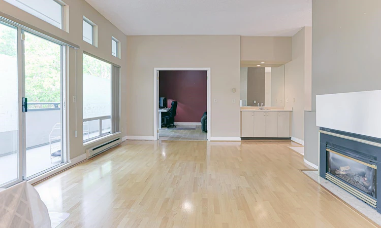 303-7500 Abercrombie Drive