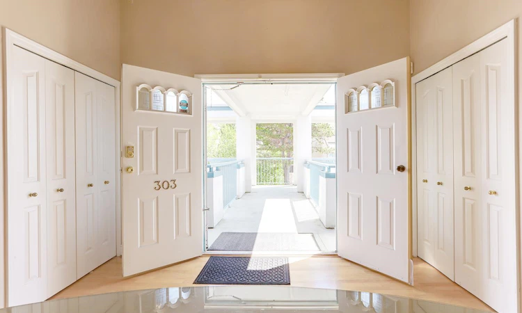 303-7500 Abercrombie Drive