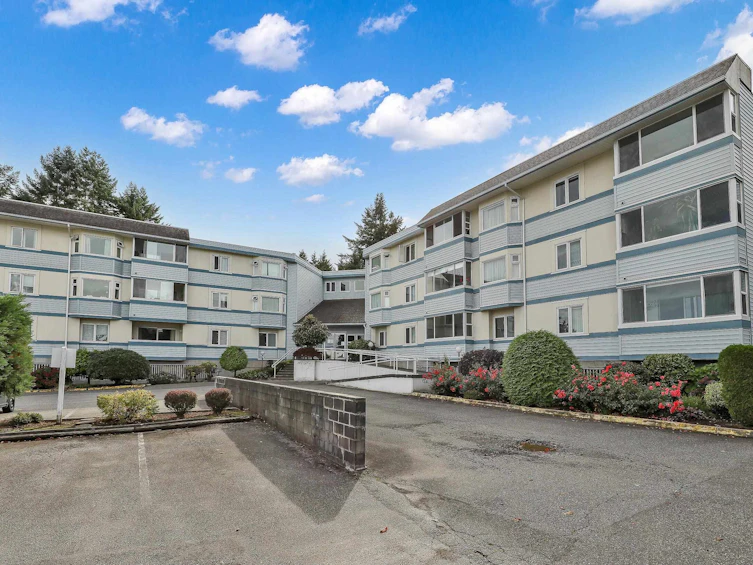 208-7175 134 Street, Surrey, BC, V3W 4T1 - 2
