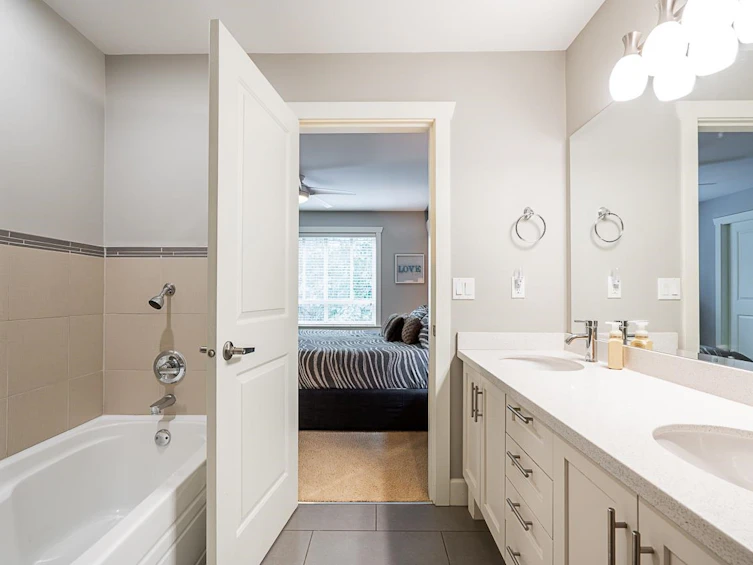 25-19560 68 Avenue, Surrey, BC, V4N 5Y5 - 24