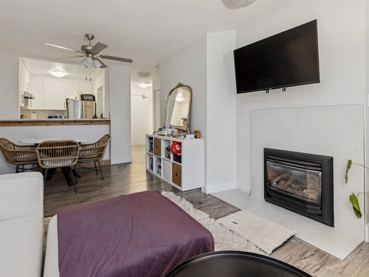 308-1010 Chilco Street, Vancouver, BC, V6G 2R6 - 3