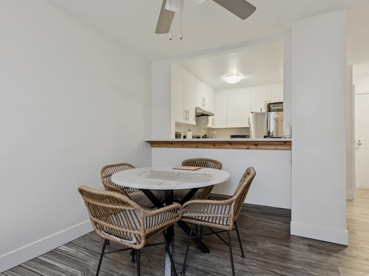 308-1010 Chilco Street, Vancouver, BC, V6G 2R6 - 4