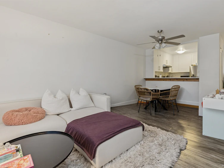 308-1010 Chilco Street, Vancouver, BC, V6G 2R6 - 5