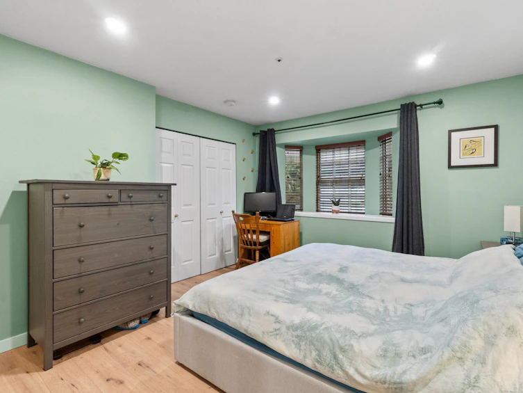 102-1689 E 4th Avenue, Vancouver, BC, V5N 1J7 - 11
