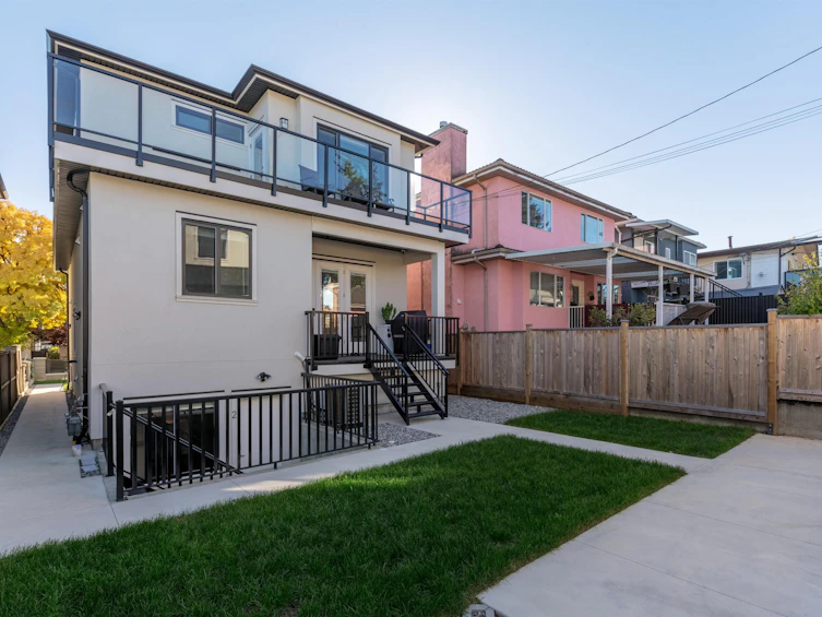 2719 E 46th Avenue, Vancouver, BC, V5S 1A6 - 33