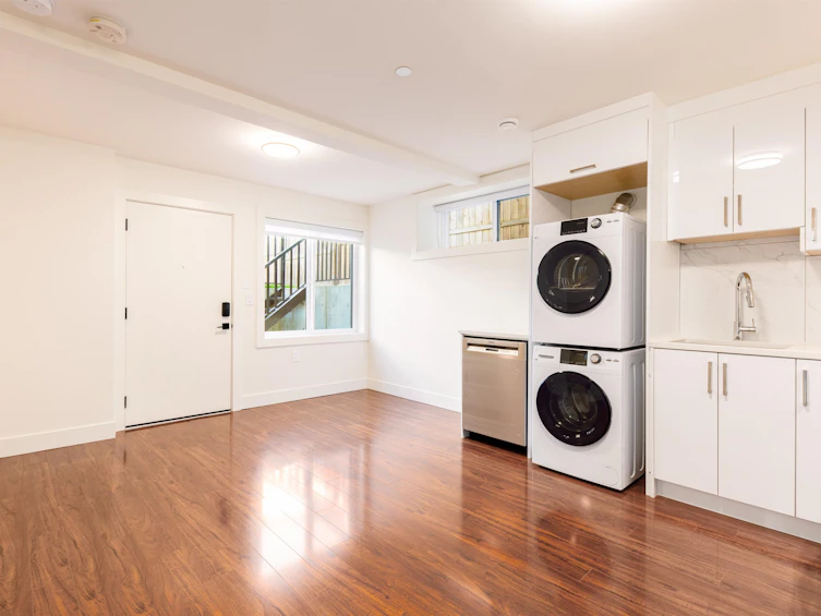 2719 E 46th Avenue, Vancouver, BC, V5S 1A6 - 23