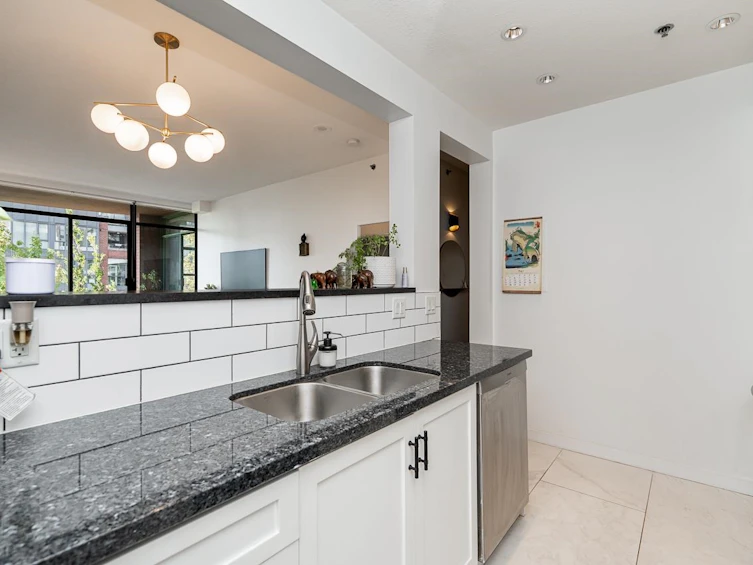 408-503 W 16th Avenue, Vancouver, BC, V5Z 4N3 - 13
