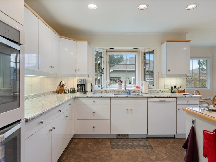 1711 126 Street, Surrey, BC, V4A 9N6 - 17