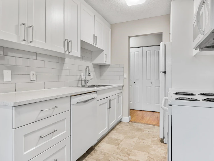 B209-1909 Salton Road, Abbotsford, BC, V2S 5B6 - 7