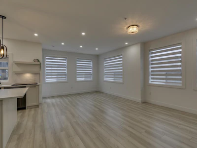 27-32970 Tunbridge Avenue - 4