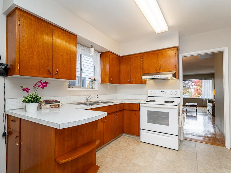 5406 Ross Street, Vancouver, BC, V5W 3K9 - 10