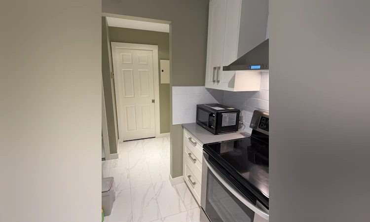 328-7480 St. Albans Road