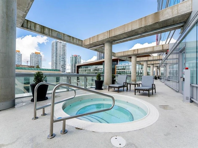 3808-13495 Central Avenue, Surrey, BC, V3T 0K2 - 21