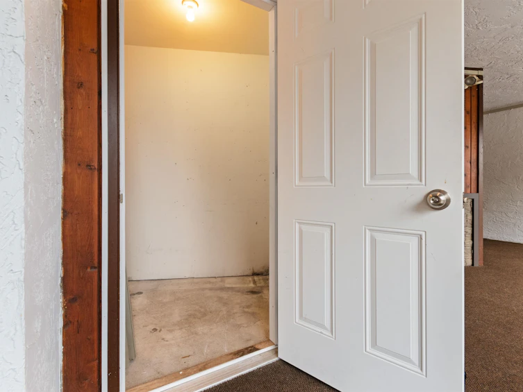 205-160 Lillooet Avenue, Harrison Hot Springs, BC, V0M 1K0 - 32