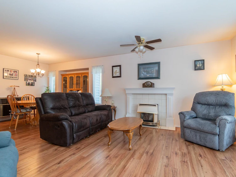 38-45175 Wells Road, Chilliwack, BC, V2R 3K7 - 4