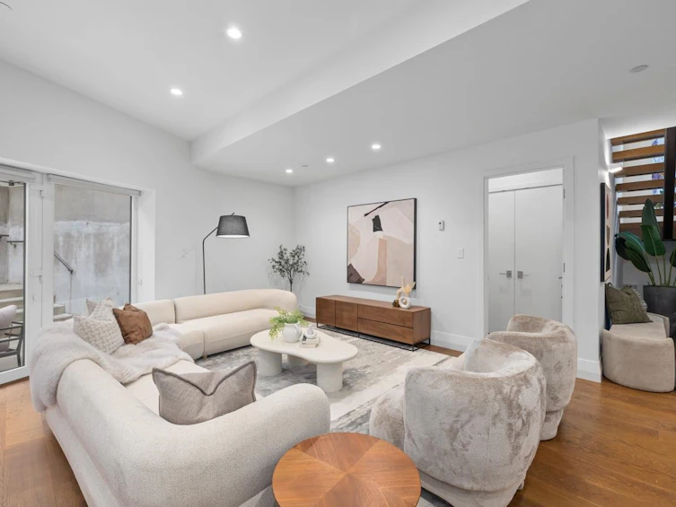4291 W 29th Avenue, Vancouver, BC, V6S 1V8 - 29