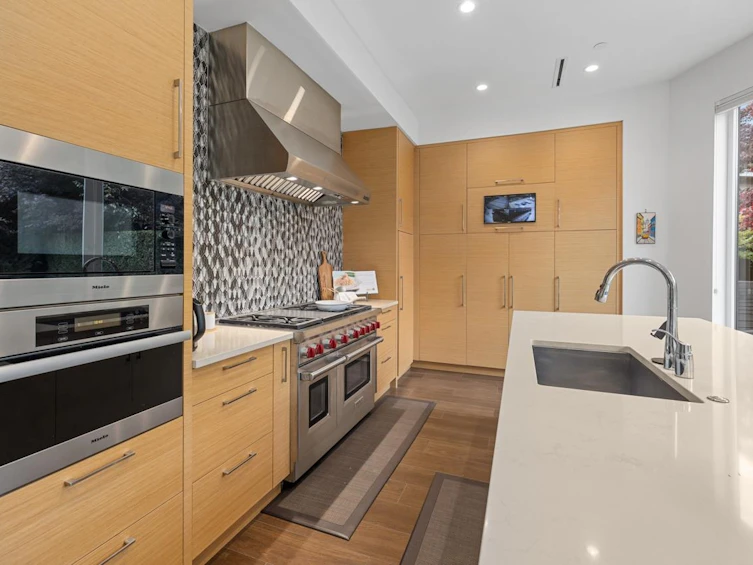 4291 W 29th Avenue, Vancouver, BC, V6S 1V8 - 10