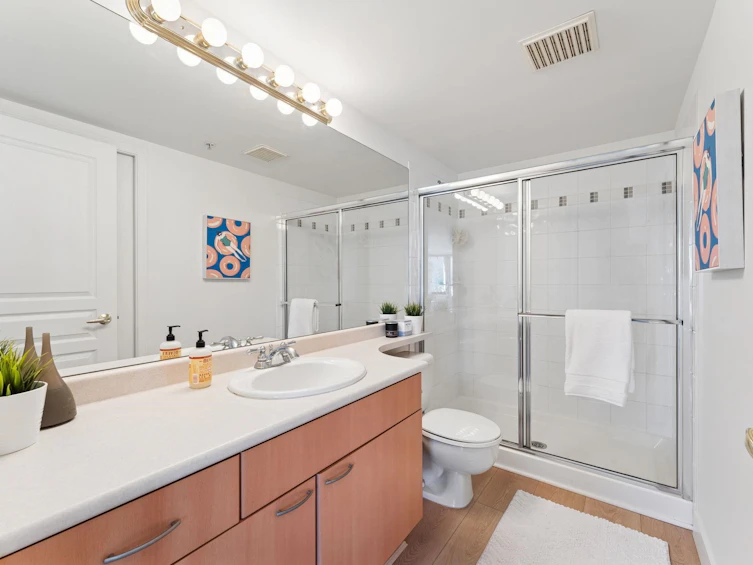 601-108 E 14th Street, North Vancouver, BC, V7L 2N3 - 23