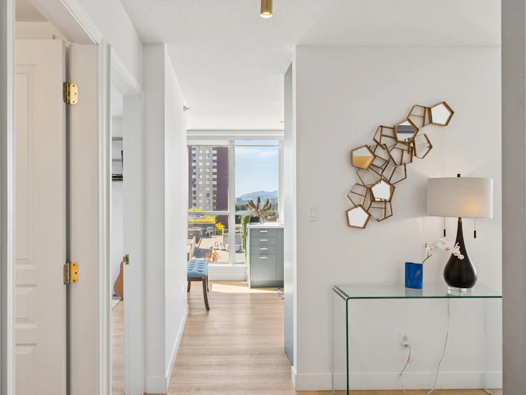 601-108 E 14th Street, North Vancouver, BC, V7L 2N3 - 17