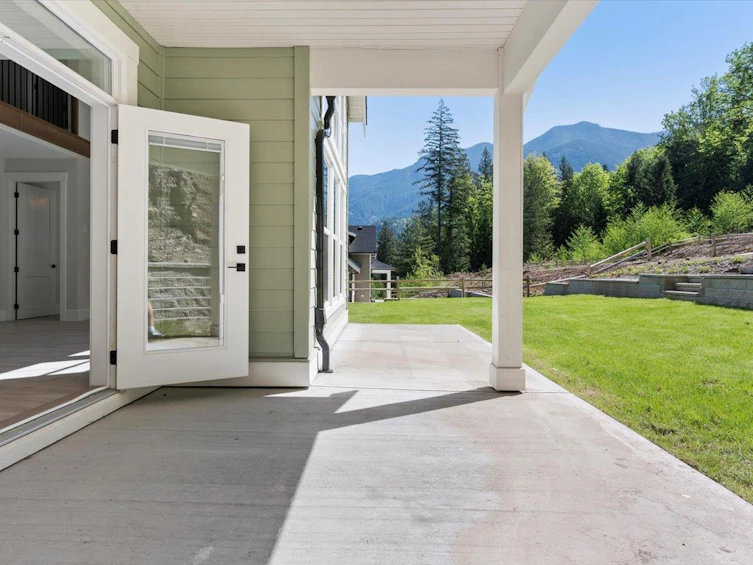 43368 Blue Grouse Lane, Columbia Valley, BC, V2R 0X8 - 29