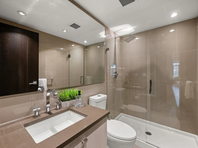 204-210 Salter Street, New Westminster, BC, V3M 0J9 - 18