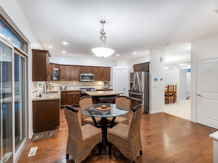 30 Hawthorn Drive, Port Moody, BC, V3H 0A4 - 12