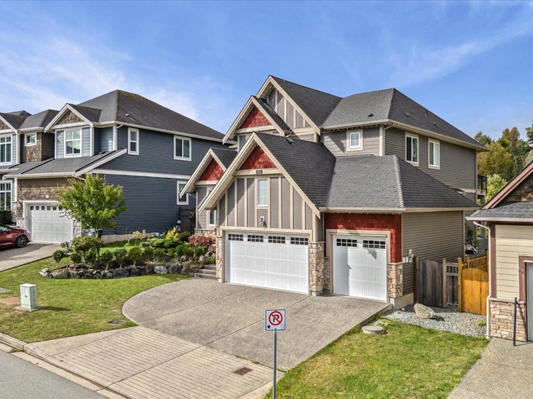2203 Riesling Drive, Abbotsford, BC, V4X 0A6