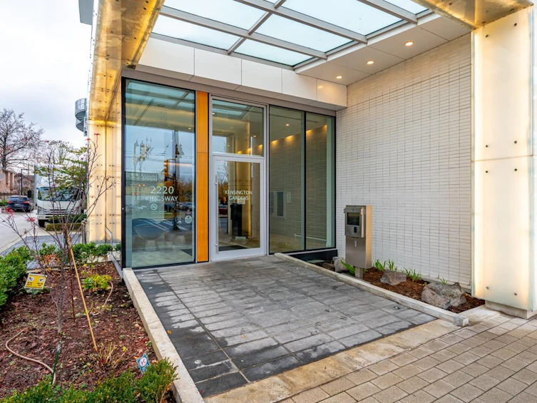 1601-2220 Kingsway, Vancouver, BC, V5N 2T7 - 2