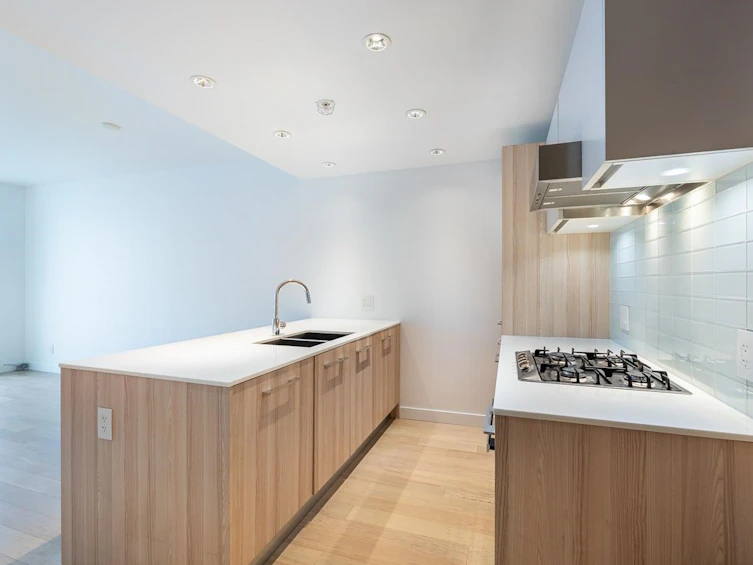 1601-2220 Kingsway, Vancouver, BC, V5N 2T7 - 5