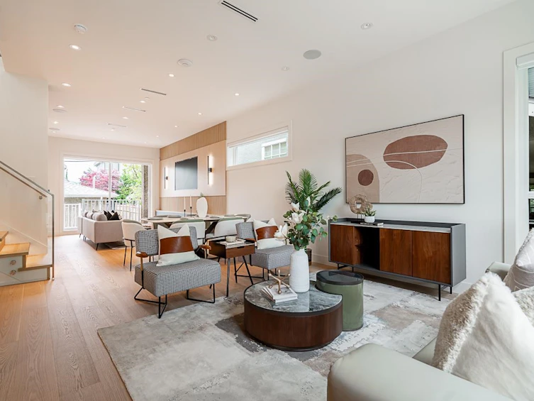 2561 W 2nd Avenue, Vancouver, BC, V6K 1J7 - 8