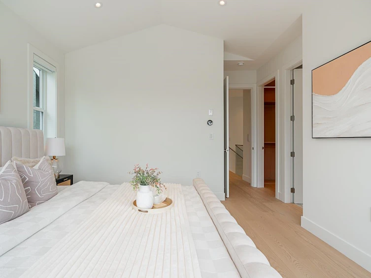 2561 W 2nd Avenue, Vancouver, BC, V6K 1J7 - 30