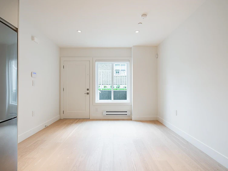 2561 W 2nd Avenue, Vancouver, BC, V6K 1J7 - 23