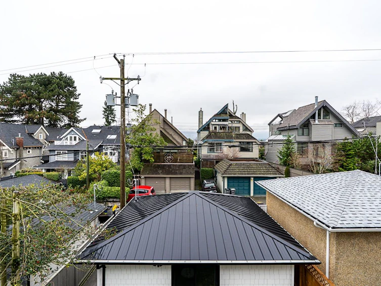 2565 W 2nd Avenue, Vancouver, BC, V6K 1J7 - 20