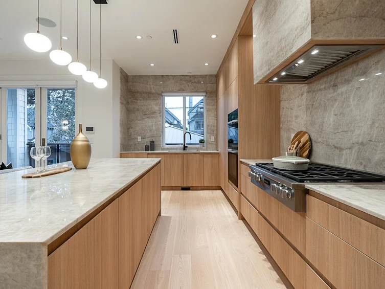 2565 W 2nd Avenue, Vancouver, BC, V6K 1J7 - 12