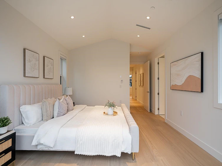 2565 W 2nd Avenue, Vancouver, BC, V6K 1J7 - 16